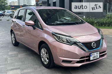 Хэтчбек Nissan Note 2016 в Киеве