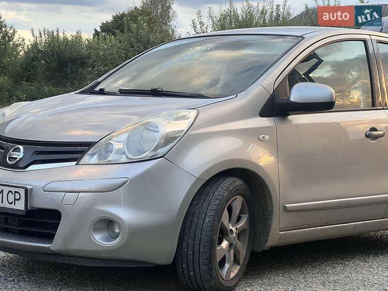 Хетчбек Nissan Note 2011 в Надвірній фото 5 Хетчбек Nissan Note 2011 в Надвірній