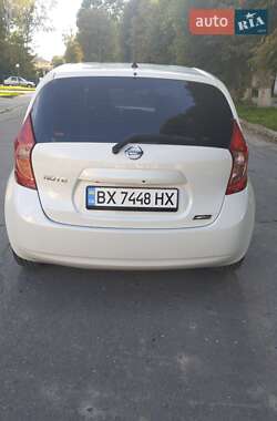 Хэтчбек Nissan Note 2013 в 