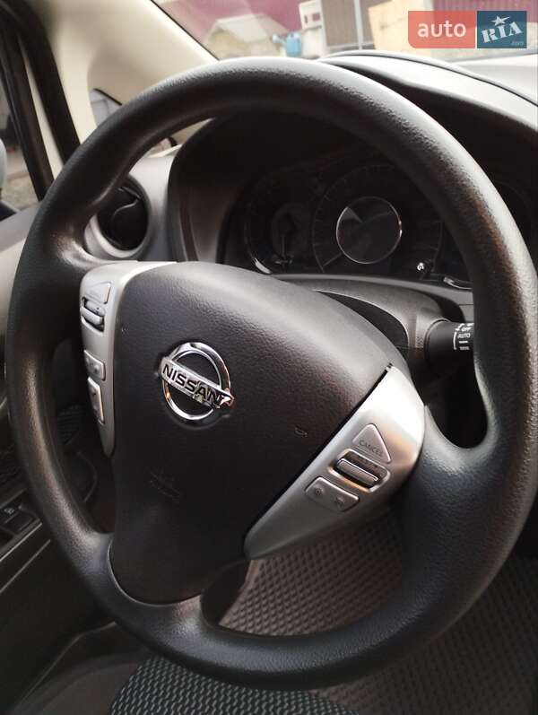 Хэтчбек Nissan Note 2013 в Красилове