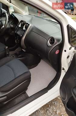 Хэтчбек Nissan Note 2013 в 