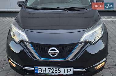 Хэтчбек Nissan Note 2018 в 