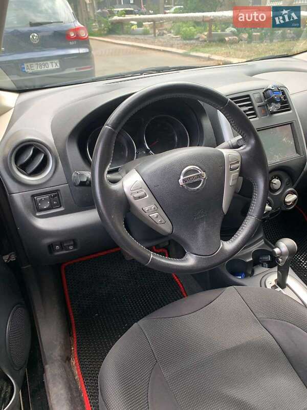 Хетчбек Nissan Note 2013 в Кривому Розі