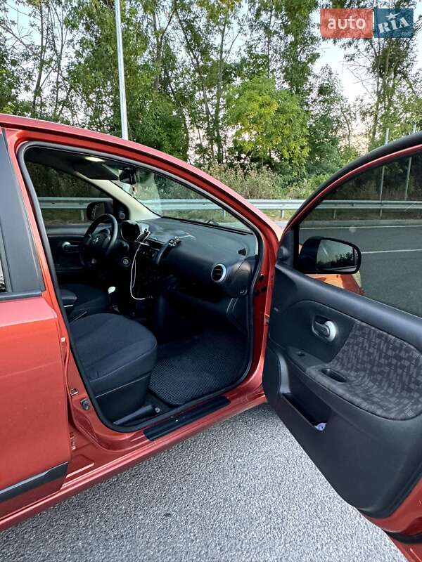 Хетчбек Nissan Note 2006 в Хмельницькому