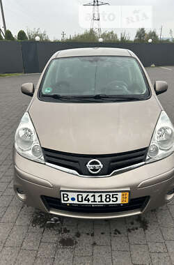 Хетчбек Nissan Note 2010 в Долині