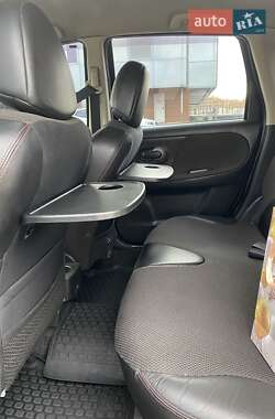 Хэтчбек Nissan Note 2008 в 