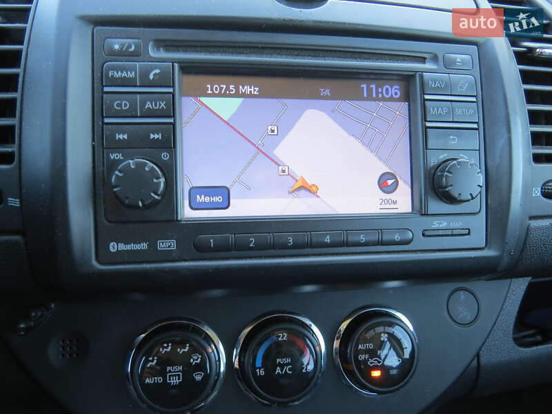 Хэтчбек Nissan Note 2012 в Кропивницком