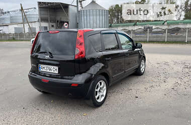 Хэтчбек Nissan Note 2006 в Попельне