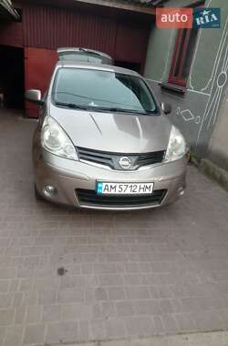 Хетчбек Nissan Note 2010 в Звягелі