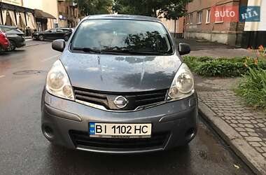 Хэтчбек Nissan Note 2010 в Полтаве