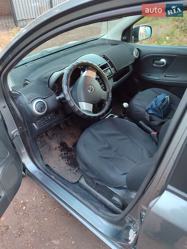 Хэтчбек Nissan Note 2012 в Кривом Роге