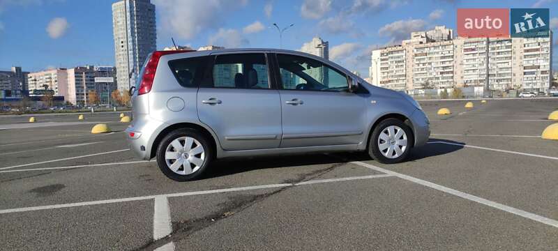 Хэтчбек Nissan Note 2008 в Трускавце