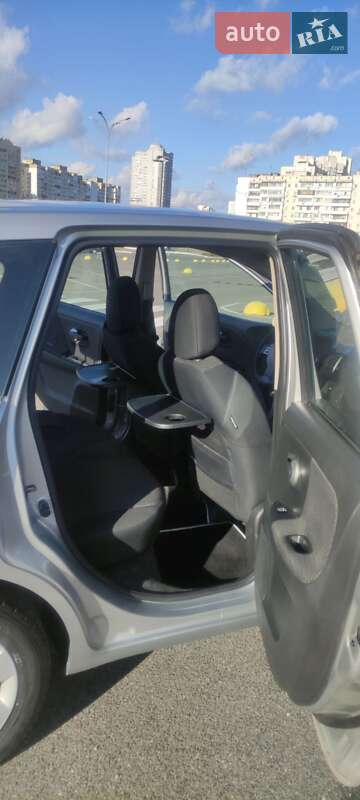 Хэтчбек Nissan Note 2008 в Трускавце