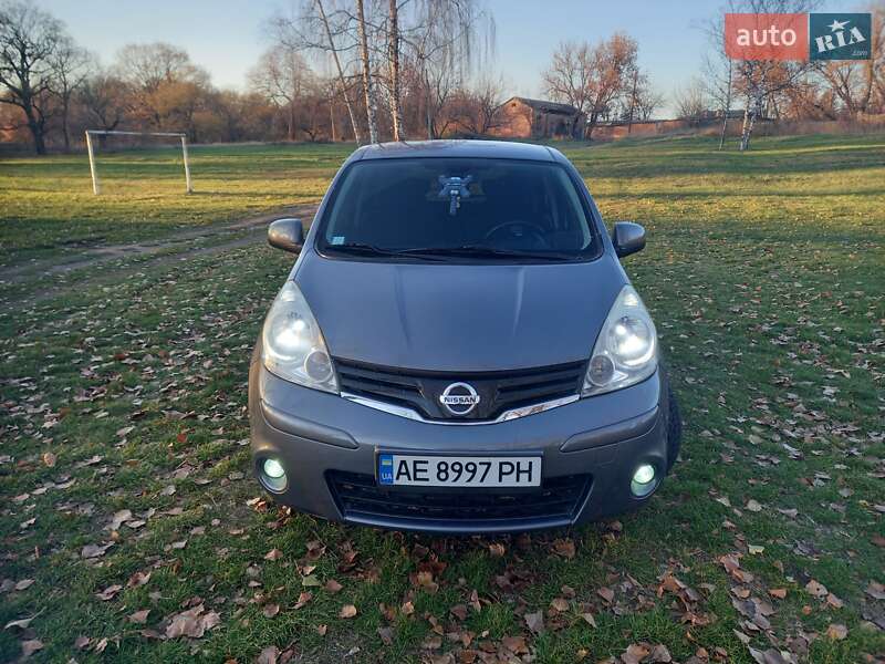 Хетчбек Nissan Note 2010 в Онуфріївці