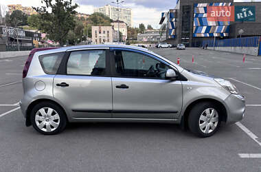 Хэтчбек Nissan Note 2011 в Чернигове