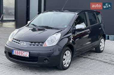 Хэтчбек Nissan Note 2006 в Черновцах