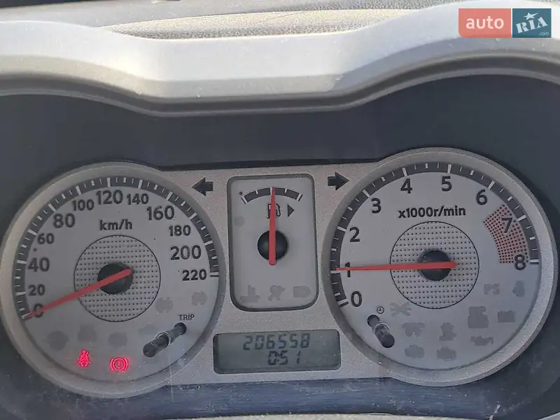 Nissan Note 2006 VIN SJNFCAE11U1105360 фото оголошення 4 з 41