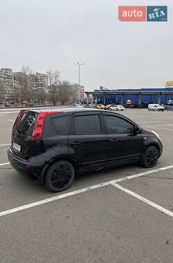 Хэтчбек Nissan Note 2007 в Киеве