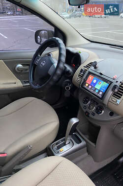 Хэтчбек Nissan Note 2007 в Киеве