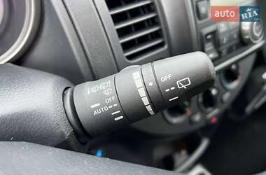 Хэтчбек Nissan Note 2007 в 
