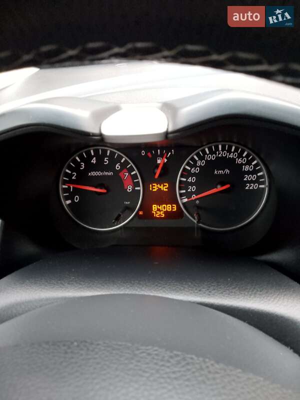 Хэтчбек Nissan Note 2013 в Умани