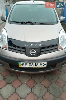 Хетчбек Nissan Note 2006 в Першотравенську