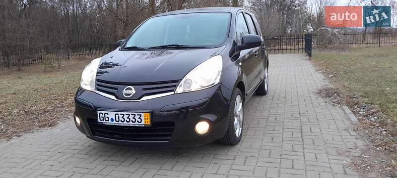 Хетчбек Nissan Note 2010 в Києві