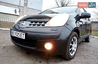 Хэтчбек Nissan Note 2006 в Первомайске