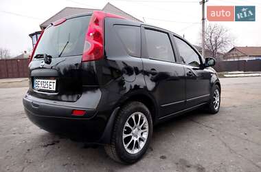 Хэтчбек Nissan Note 2006 в Первомайске