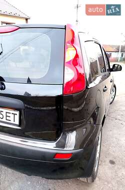 Хэтчбек Nissan Note 2006 в Первомайске