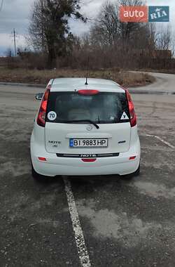 Хетчбек Nissan Note 2011 в Полтаві