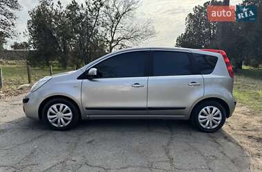 Хэтчбек Nissan Note 2006 в Одессе