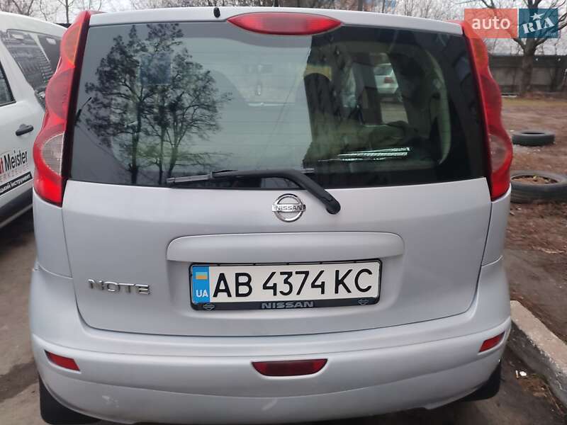 Хэтчбек Nissan Note 2008 в Виннице