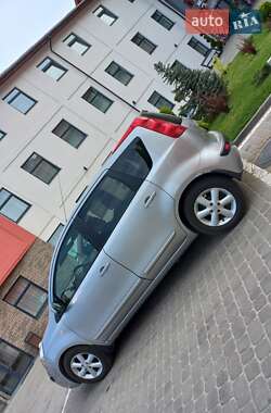 Хэтчбек Nissan Note 2006 в 