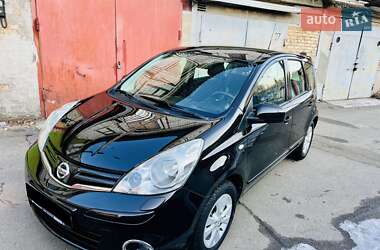 Хэтчбек Nissan Note 2013 в Киеве