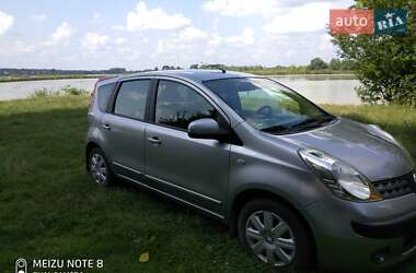 Хетчбек Nissan Note 2007 в Городку