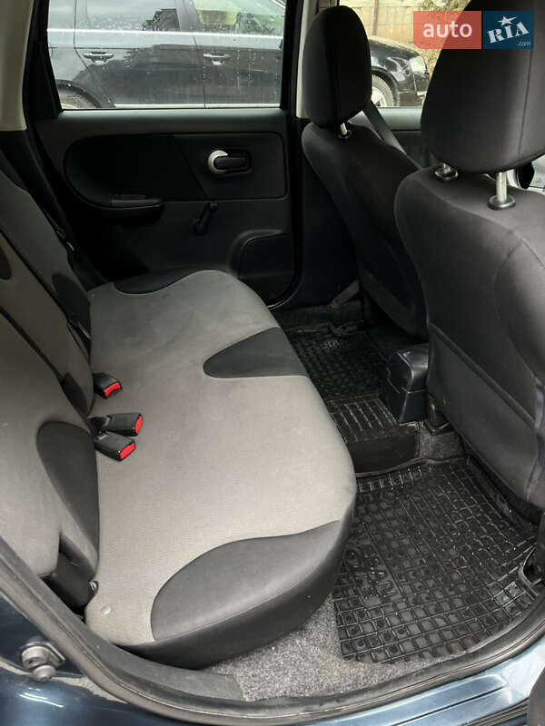 Хетчбек Nissan Note 2012 в Івано-Франківську