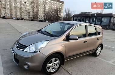 Хэтчбек Nissan Note 2010 в Южноукраинске