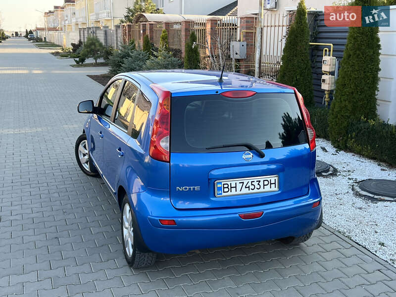 Хэтчбек Nissan Note 2007 в Одессе