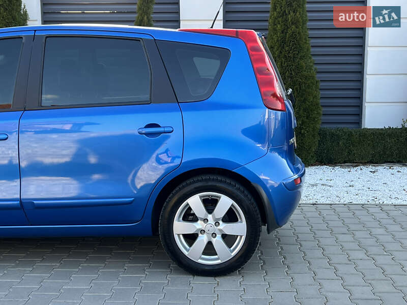 Хэтчбек Nissan Note 2007 в Одессе