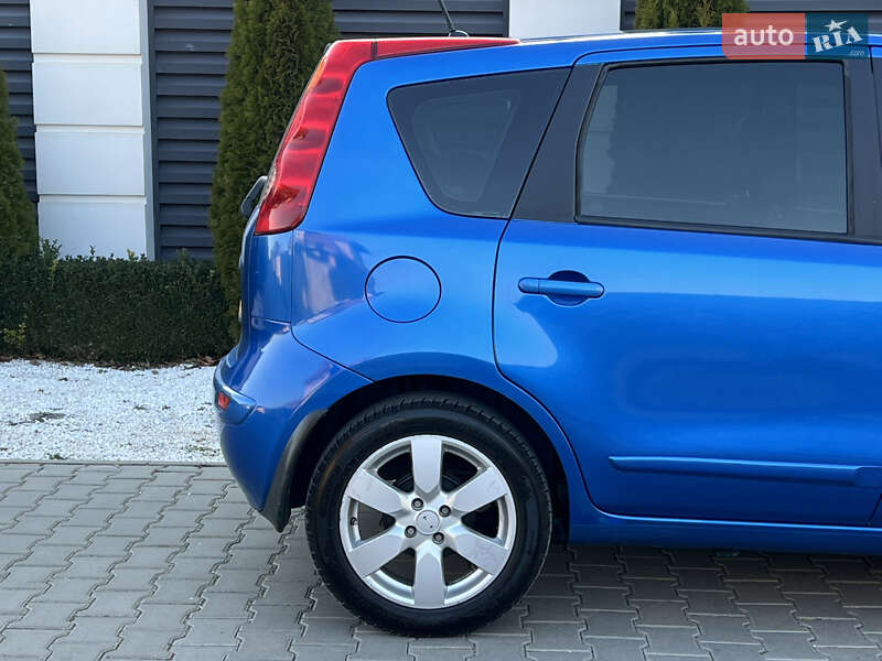 Хэтчбек Nissan Note 2007 в Одессе