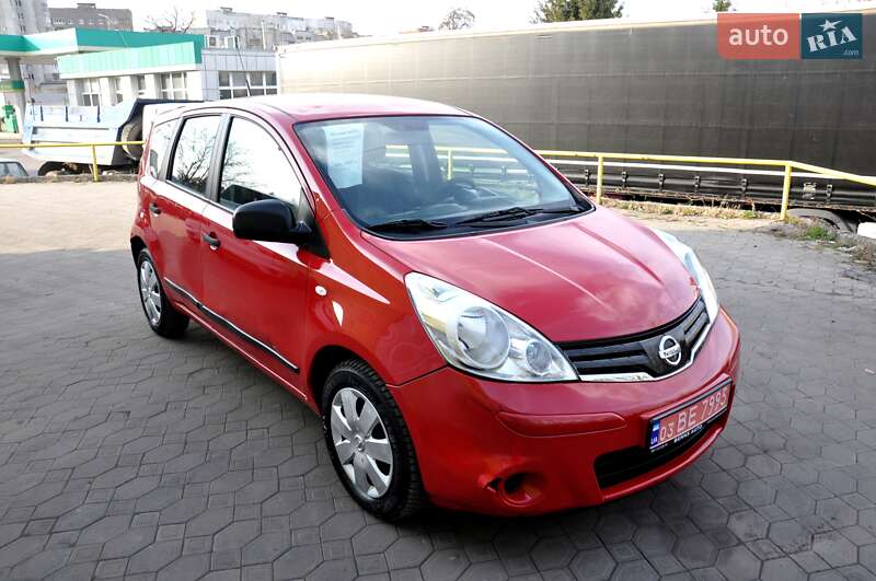 Хэтчбек Nissan Note 2009 в Львове