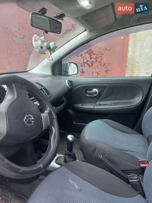 Хетчбек Nissan Note 2011 в Запоріжжі фото 7 Хетчбек Nissan Note 2011 в Запоріжжі