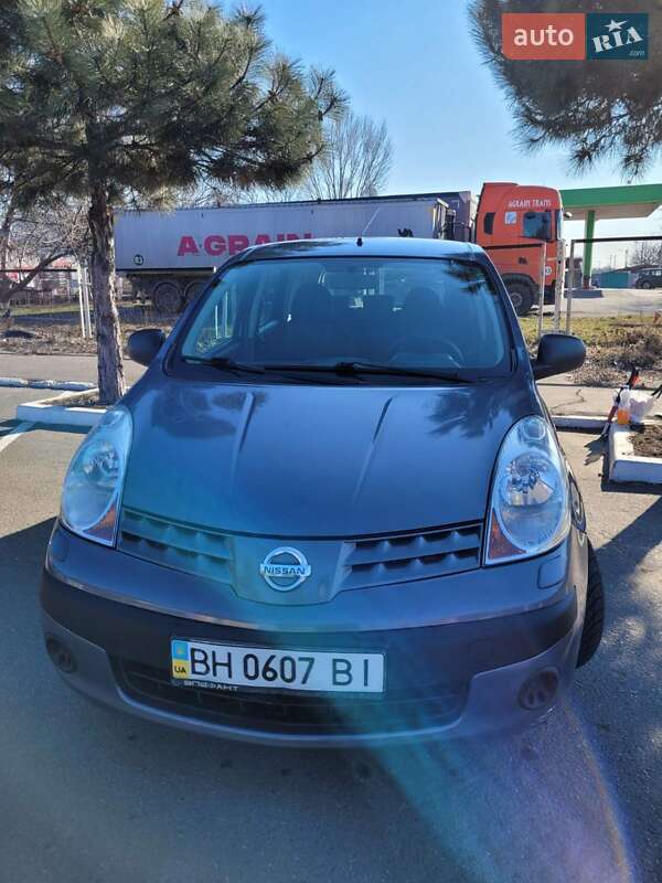 Хэтчбек Nissan Note 2007 в Одессе