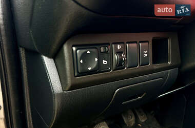 Хэтчбек Nissan Note 2008 в 