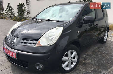 Хэтчбек Nissan Note 2007 в 