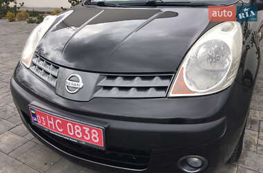 Хэтчбек Nissan Note 2007 в 