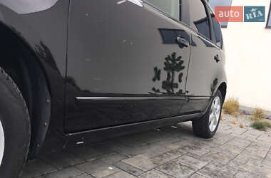 Хэтчбек Nissan Note 2007 в 
