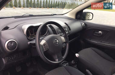Хэтчбек Nissan Note 2007 в 