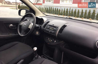 Хэтчбек Nissan Note 2007 в 